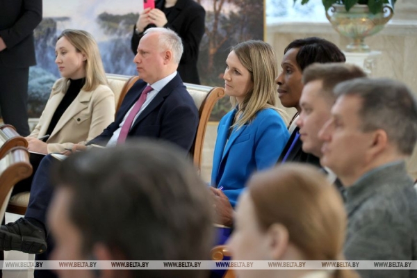 Лукашенко раскрыл подробности предстоящей встречи с Путиным Лукашенко раскрыл подробности предстоящей встречи с Путиным