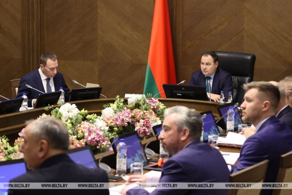 Надо ускоряться. Головченко о снижении административной нагрузки Надо ускоряться. Головченко о снижении административной нагрузки