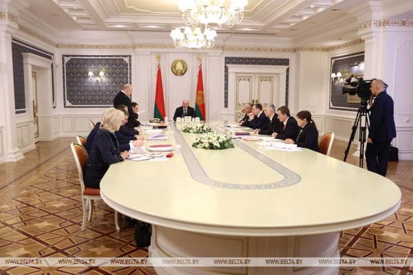 Планируемые изменения в банковской сфере стали темой совещания у Лукашенко
