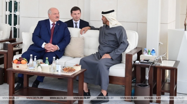 "Работа будет результативной". Посол Беларуси назвал встречу Лукашенко с лидером ОАЭ дружественной и обстоятельной "Работа будет результативной". Посол Беларуси назвал встречу Лукашенко с лидером ОАЭ дружественной и обстоятельной