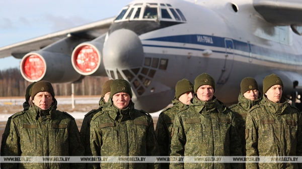 Самолет с белорусскими военными медиками вылетел в Сирию для помощи пострадавшим от землетрясения Самолет с белорусскими военными медиками вылетел в Сирию для помощи пострадавшим от землетрясения
