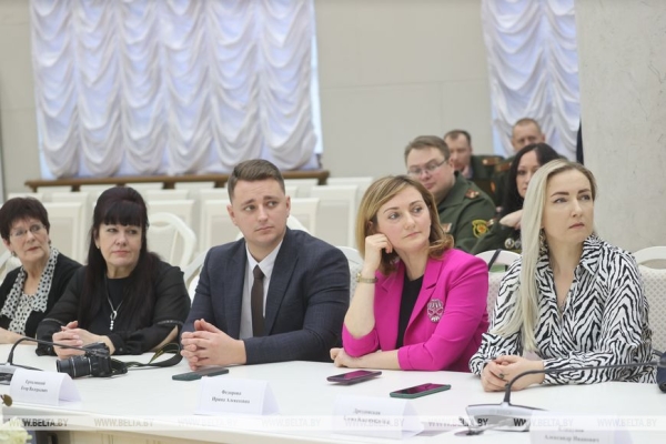 Журналистов БЕЛТА наградили за победу в конкурсе на лучшее освещение строительства Вооруженных Сил