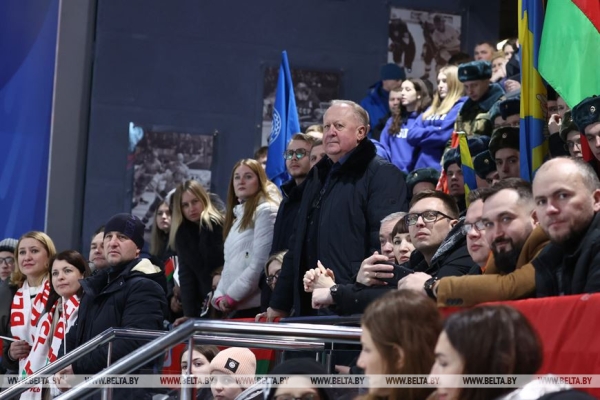 Хоккейная команда Президента Беларуси одержала четвертую победу в матчах любительского турнира Хоккейная команда Президента Беларуси одержала четвертую победу в матчах любительского турнира