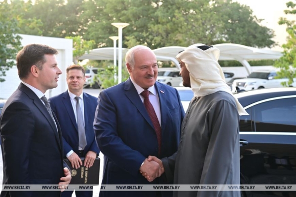 Командировка Лукашенко на Ближний Восток и юг Африки завершена Командировка Лукашенко на Ближний Восток и юг Африки завершена