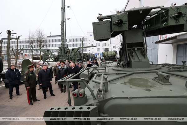 Госкомвоенпром в прошлом году поставил в ВС более 500 единиц новых образцов вооружения