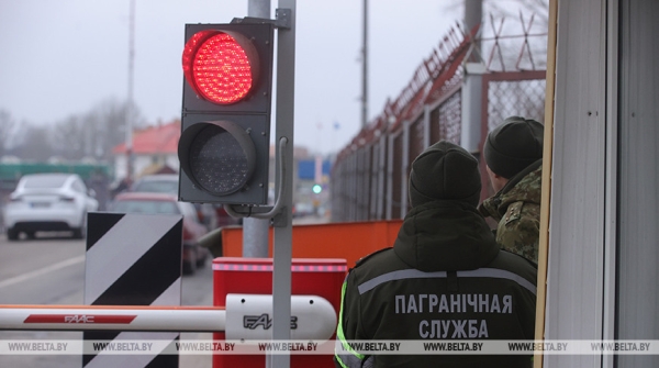 Польский пункт пропуска "Бобровники" приостановил свою деятельность