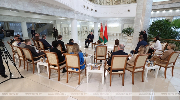 Коктыш: предложение Лукашенко Байдену прилететь в Минск показывает, откуда исходят мирные импульсы Коктыш: предложение Лукашенко Байдену прилететь в Минск показывает, откуда исходят мирные импульсы