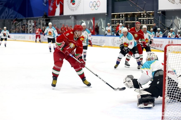 Хоккейная команда Президента Беларуси одержала четвертую победу в матчах любительского турнира Хоккейная команда Президента Беларуси одержала четвертую победу в матчах любительского турнира