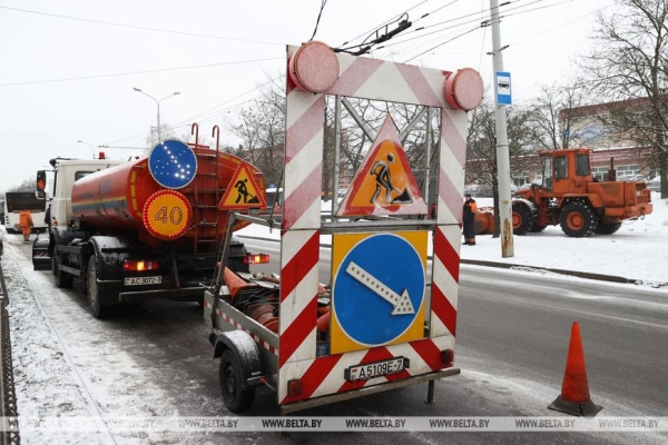 Специалисты о том, почему латать дорожное полотно приходится даже зимой и не перечит ли это технологии