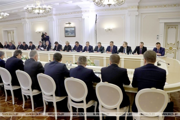 Ценам дали бой, но все ли в порядке. Лукашенко актуализировал задачи перед органами власти Ценам дали бой, но все ли в порядке. Лукашенко актуализировал задачи перед органами власти