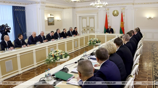 Ценам дали бой, но все ли в порядке. Лукашенко актуализировал задачи перед органами власти Ценам дали бой, но все ли в порядке. Лукашенко актуализировал задачи перед органами власти