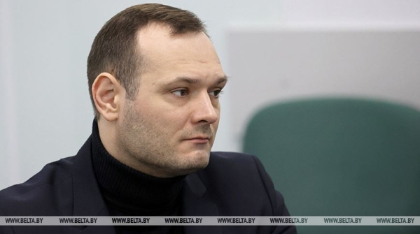 Боровик: если бы у Байдена было реальное желание остановить войну, он бы прилетел в Минск Боровик: если бы у Байдена было реальное желание остановить войну, он бы прилетел в Минск