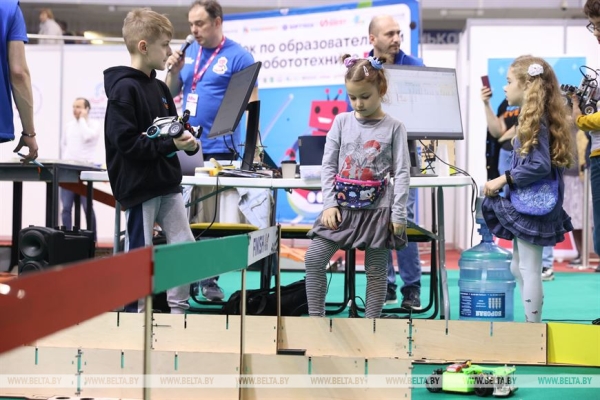 Петришенко: развитие цифровой экономики важно для формирования единого экономического пространства ЕАЭС Петришенко: развитие цифровой экономики важно для формирования единого экономического пространства ЕАЭС