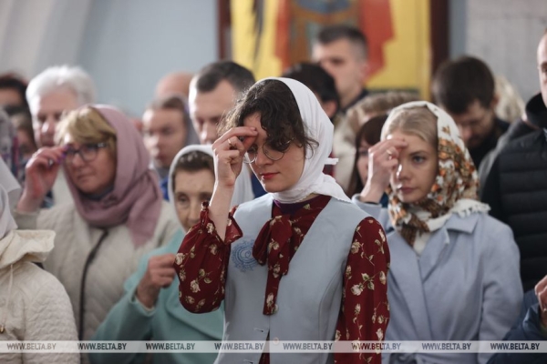 ФОТОФАКТ: Торжественные богослужения на Светлое Христово Воскресение