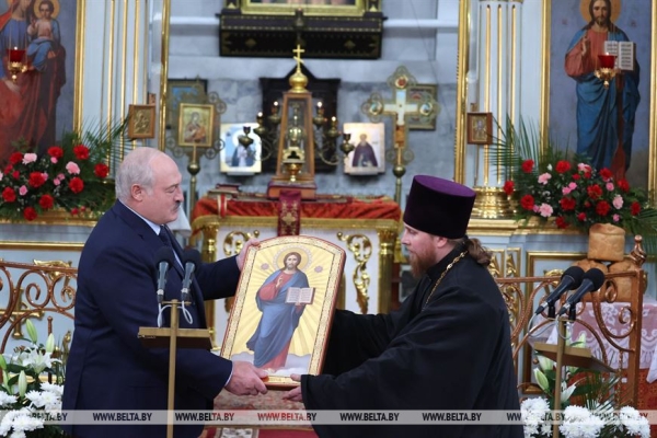 Лукашенко уверен, что в Беларуси удастся сохранить мир