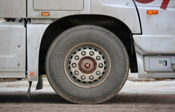 Польский перевозчик для экономии топлива снизил скорость автопарка. Помогает? Польский перевозчик для экономии топлива снизил скорость автопарка. Помогает?