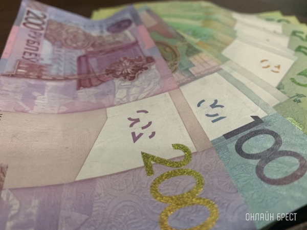 Топ-5 вакансий для людей без высшего образования. Зарплата — до 4650 рублей Топ-5 вакансий для людей без высшего образования. Зарплата — до 4650 рублей