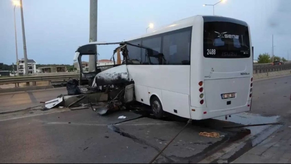 Автобус с белорусскими туристами попал в ДТП в турецкой Анталии Автобус с белорусскими туристами попал в ДТП в турецкой Анталии