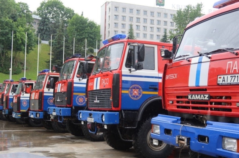 Пожар на производстве тротуарной плитки в Витебске: спасатели ликвидировали возгорание
											 
												Пожар на производстве тротуарной плитки в Витебске: спасатели ликвидировали возгорание