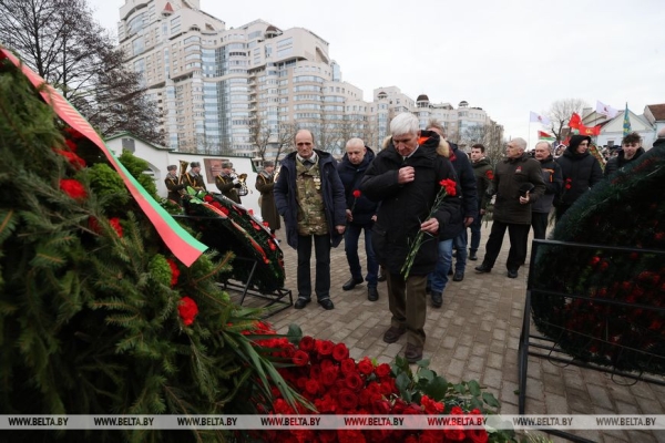Луцкий о воинах-интернационалистах: наши ребята показали пример мужества, верности воинскому долгу, присяге Луцкий о воинах-интернационалистах: наши ребята показали пример мужества, верности воинскому долгу, присяге