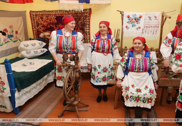 Песни соловьиного берега, или Как в Тонеже берегут культурный код предков