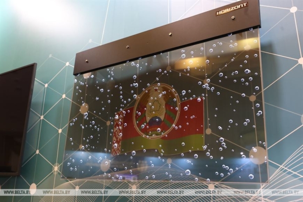 Кадровая методичка от Лукашенко, пертурбации в Минобре, визит Лаврова и научные достижения. Подробности недели Президента