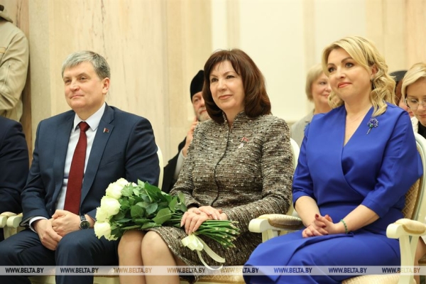 Луцкий: нет той сферы в стране, в которой бы женщины не принимали самое активное участие