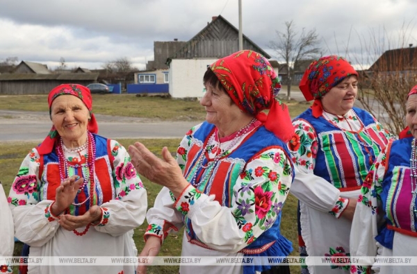 Песни соловьиного берега, или Как в Тонеже берегут культурный код предков