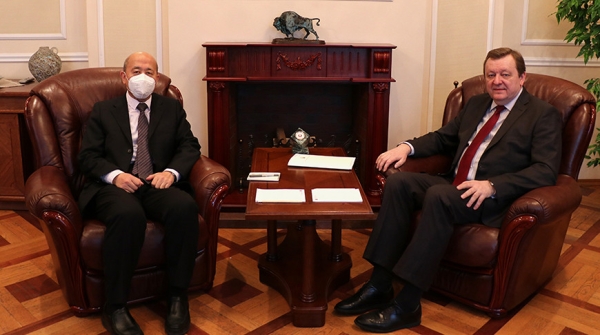 Алейник и посол Китая обсудили ход реализации договоренностей на высшем уровне Алейник и посол Китая обсудили ход реализации договоренностей на высшем уровне