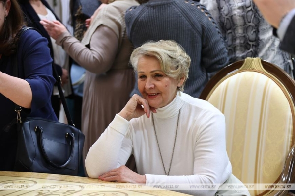 Гостьи из Минпрома о Дворце Независимости: "Зроблена ў Беларусі - гэта сіла"