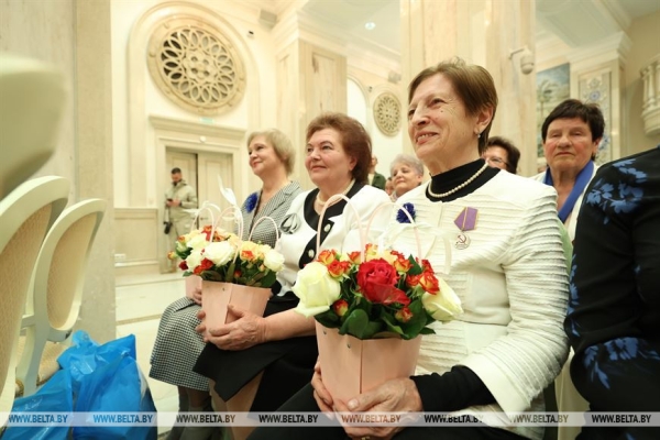 Луцкий: нет той сферы в стране, в которой бы женщины не принимали самое активное участие