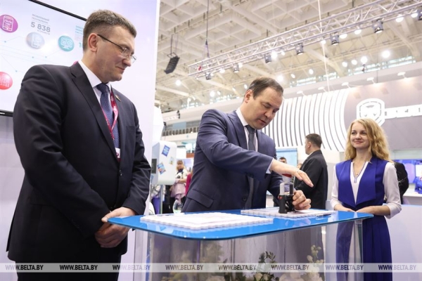 Головченко: в условиях внешнего давления нужно обеспечить технологическую независимость и цифровой суверенитет Головченко: в условиях внешнего давления нужно обеспечить технологическую независимость и цифровой суверенитет