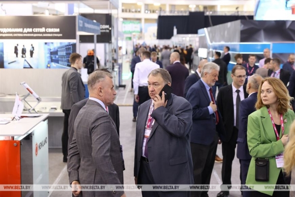 Головченко: в условиях внешнего давления нужно обеспечить технологическую независимость и цифровой суверенитет Головченко: в условиях внешнего давления нужно обеспечить технологическую независимость и цифровой суверенитет