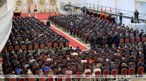 Лукашенко: мы впервые произвели зерна больше тонны на человека и обязаны удержаться на этом уровне